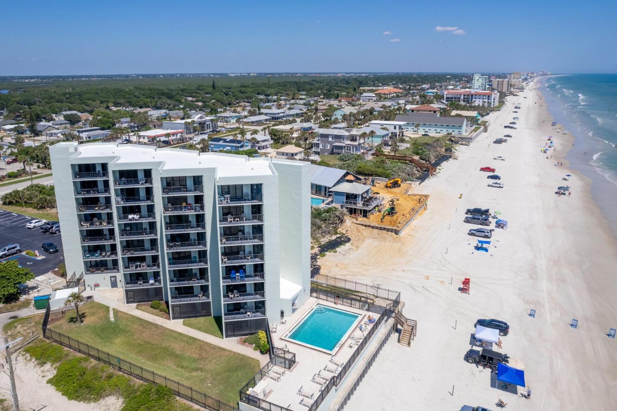 Ocean View With A Beachfront Pool At Ocean Trillium Condo ~ 702 New Smyrna Beach Exterior foto